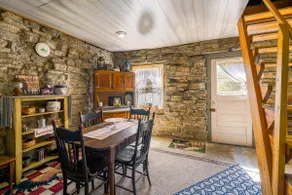 MoCo Cabin-hand hewn, secluded, modern convenience - Image 5