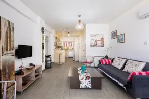 Bianco E U Apartment - Image 2