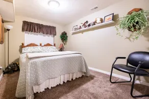 Comfortable, Spacious & Private 'Downstairs' Home - Image 4
