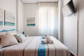 Downtown apartment, free parking, wifi, EBI00877 - Image 5