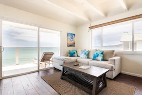 Sunrise Malibu Road Beachfront Penthouse - Image 5
