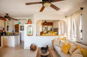 Beautiful & Stylish Beach Home~Wonderful Location! - Image 3