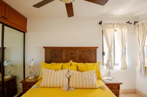 Beautiful & Stylish Beach Home~Wonderful Location! - Image 2