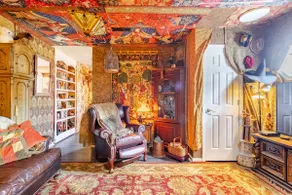 The Dorm Room - Image 4