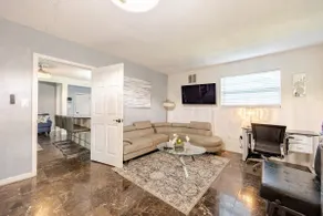 Modern Guesthome in Central FL - Image 3