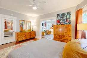 Artsy Eclectic Dallas Getaway - Image 5