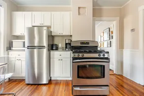 Entire Two Bedroom Apartment in East Providence - Image 4