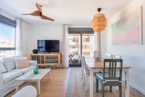 Design 2BR Beachfront with rooftop pool & parking - Image 3