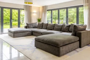 Hidden Gem Barn Home | Luxury Living | Min to City - Image 3