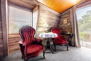Casa del Sol | Austin Cabin Retreat - Image 5