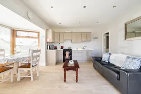 Ballyheigue detached apartment - Image 3