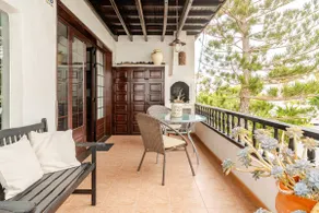 Hidden gem in Colonial style, 100m from the ocean and main avenida - Image 2