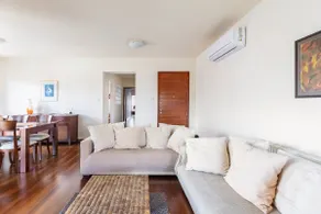 Warm Residence in the heart of the City Center - Balcony & view - Image 3