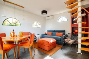 Stay in our former coach house - Image 2