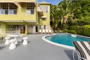 Spacious 10BR 12BA w/ Pool, Pickleball & Staff! - Image 5
