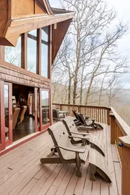 MoonShadow Lakeview Cabin-3 Story Nantahala Lake - Image 4