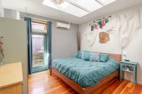 Artsy, Lofty, Open 1BR comfort in Converted Church - Image 3