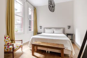 Bright Galata Loft • AC • High Ceilings - Image 2