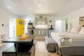 M&M Twins House - Image 4
