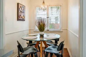 Bev Hills Adj. Home (3B) + Guest House (1B)/ Spa - Image 5