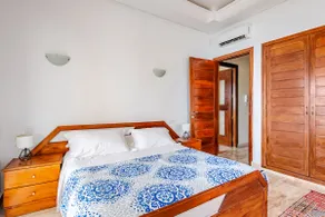 Spacious lux 1 Bedroom terrace&Pool -6 min Station - Image 2