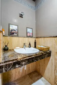 Spacious lux 1 Bedroom terrace&Pool -6 min Station - Image 4