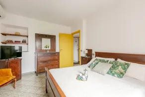 Nina's Guest House - Image 2