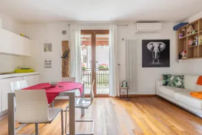 Grace Bardolino, modern, 200 m from the historic center - Image 4