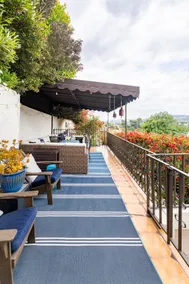 Eagle Rock Hilltop Retreat - Amazing Downtown View - Image 3