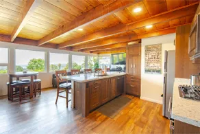 San Diego Retreat ·Jacuzzi + Billiards +Sleeps 12! - Image 3
