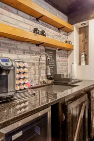 Happily Ever After Charming Basement Apartment... - Image 4
