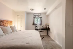 Happily Ever After Charming Basement Apartment... - Image 3