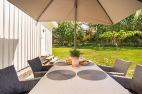 Fully-equipped guest house near the sea with garden - Image 4