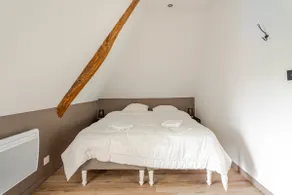 6-bed duplex in a 1696 Manor - Image 4