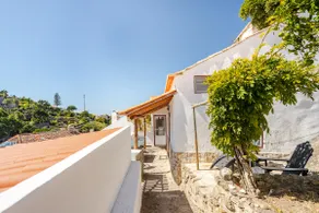 Piccola casa accogliente tra la montagna e il mare - Image 5