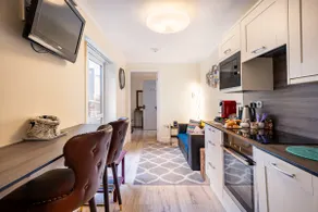 Gems Place - Modern Apartment. - Image 5