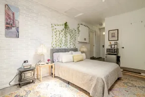 Suite Spot: Private & Cozy! - Image 2