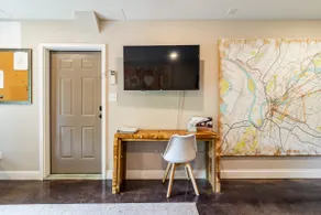 Sparkling Clean! Walkable + Comfy King Bed! - Image 2