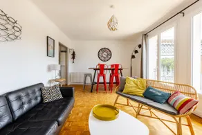 Apartment with panoramic view of the boats - Image 2