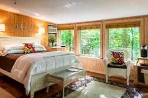 Romantic Starlight Cottage In The Woods - Image 3