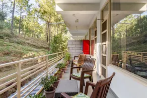 Nature’s Lap: WiFi,Pet Friendly, Kitchen - Image 5