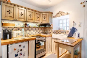 Charming vintage cottage ín the Danube Bend - Image 4