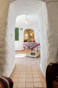 RentitRev Sunny Garden in an Oliva Cave - Image 5