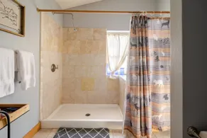 Pepper’s Place - Image 5