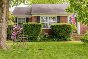 SuperHost, Cozy Duplex, 4 Beds, Near Downtown - Image 4
