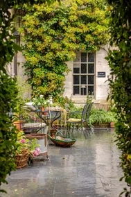 Large Country Cottage with Air Con, Fireplace, Parking Sleeps 7 Nr Bath - Image 3
