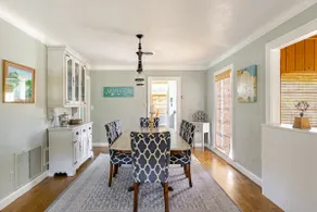 The White House - Historic 2br Downtown Melbourne - Image 2