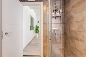 Renovated Central Duplex - Image 5