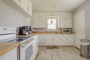 2 Bedroom Home away from Home. - Image 5