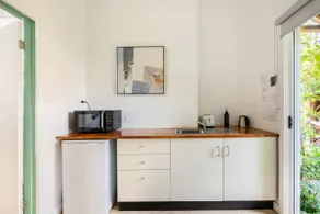 The Garden Apartment - Image 2